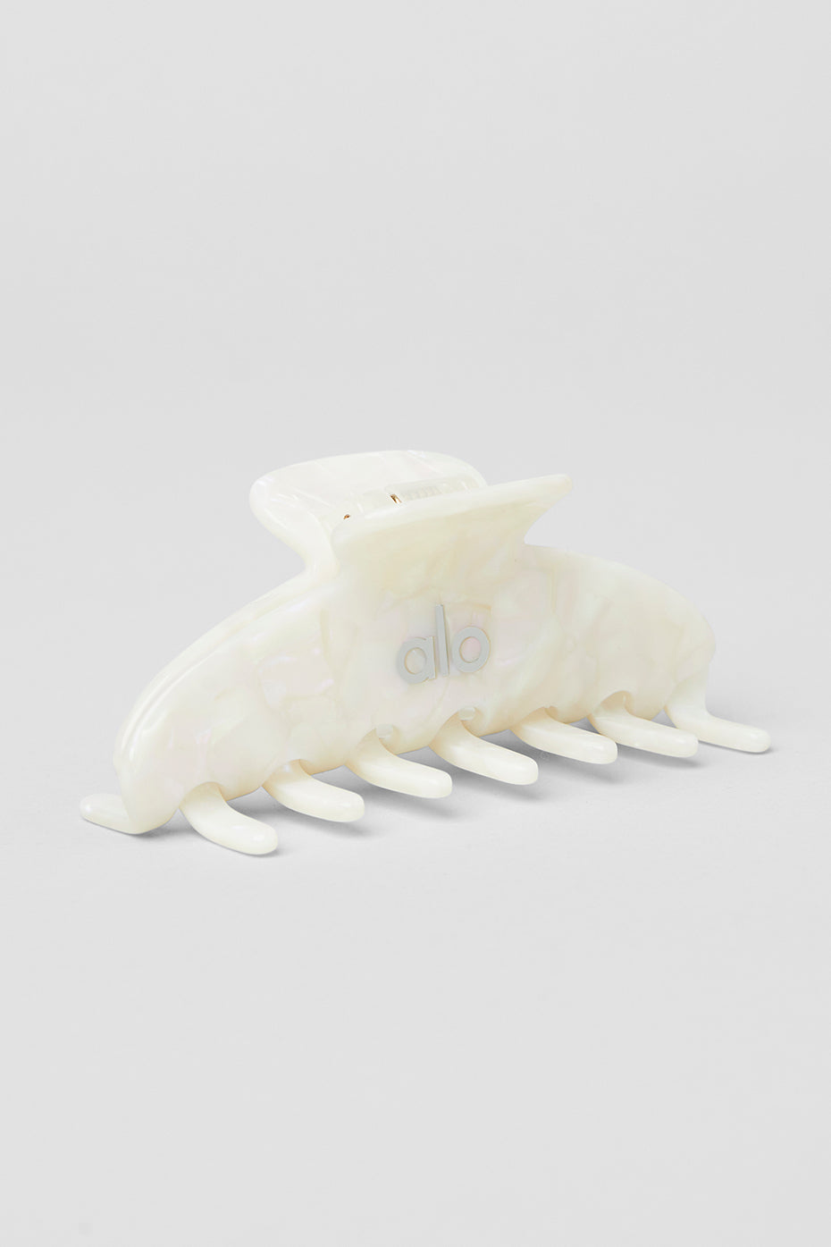 90s Claw Clip - White Pearl