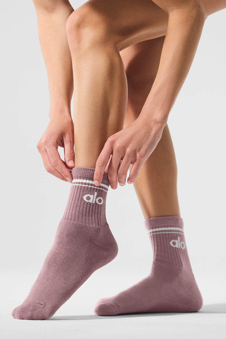 Unisex Half-Crew Throwback Sock - Smoky Quartz/White