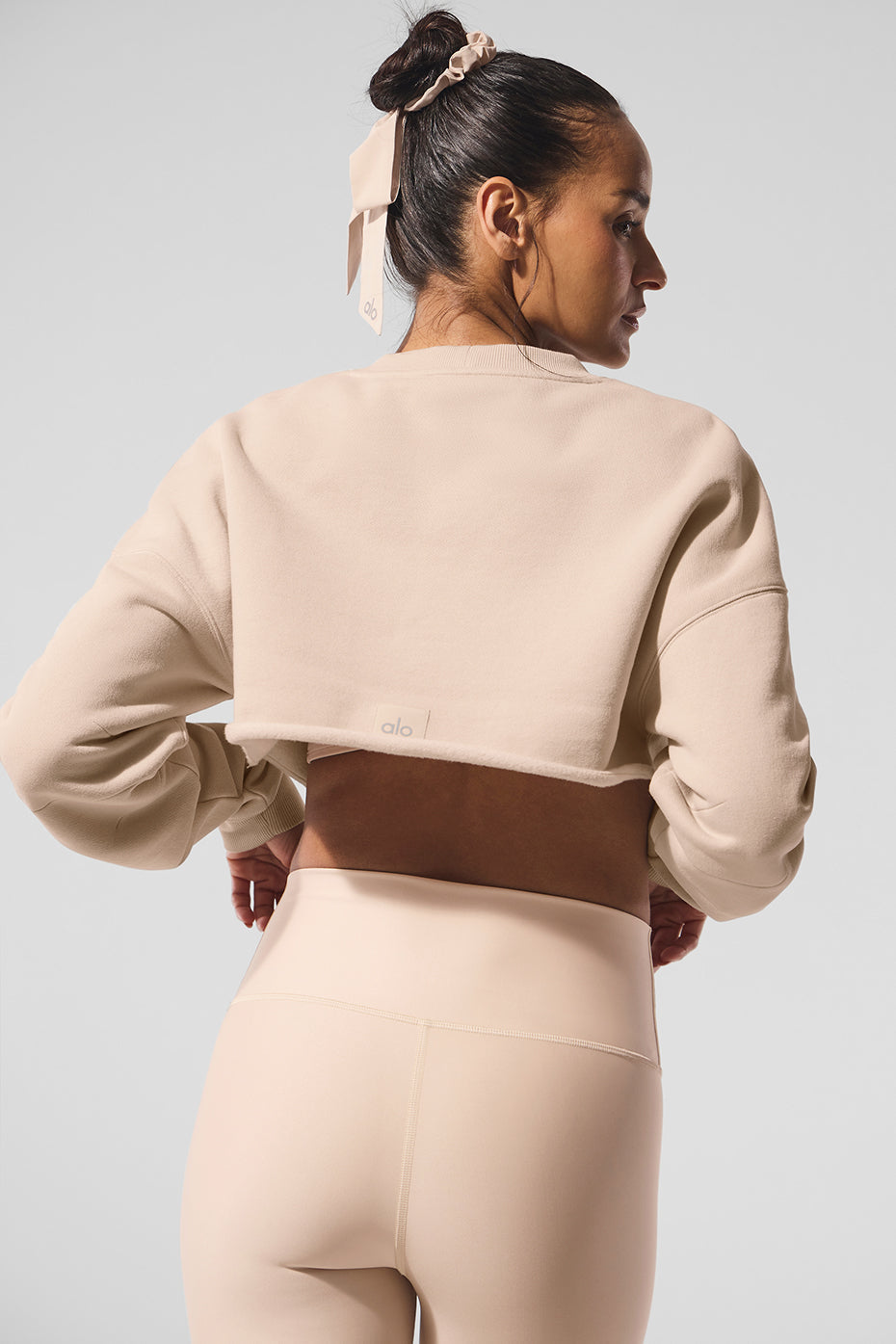 Extreme Cropped Pullover - Macadamia